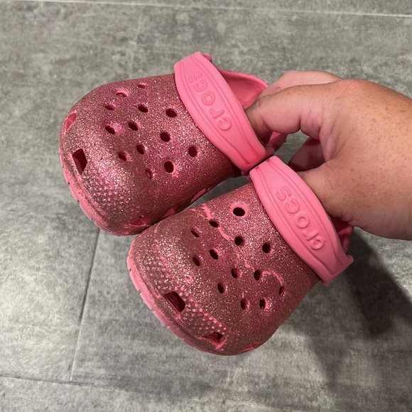 CROCS Pink Sparkles Shoes - Size 7 - Picture 4 of 5